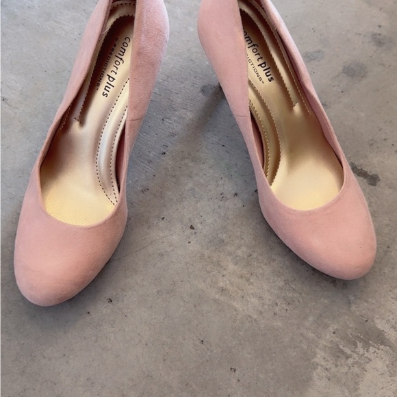 comfort plus by Predictions Shoes - comfort plus by Predictions Blush Pink Suede Mid Heel Pumps